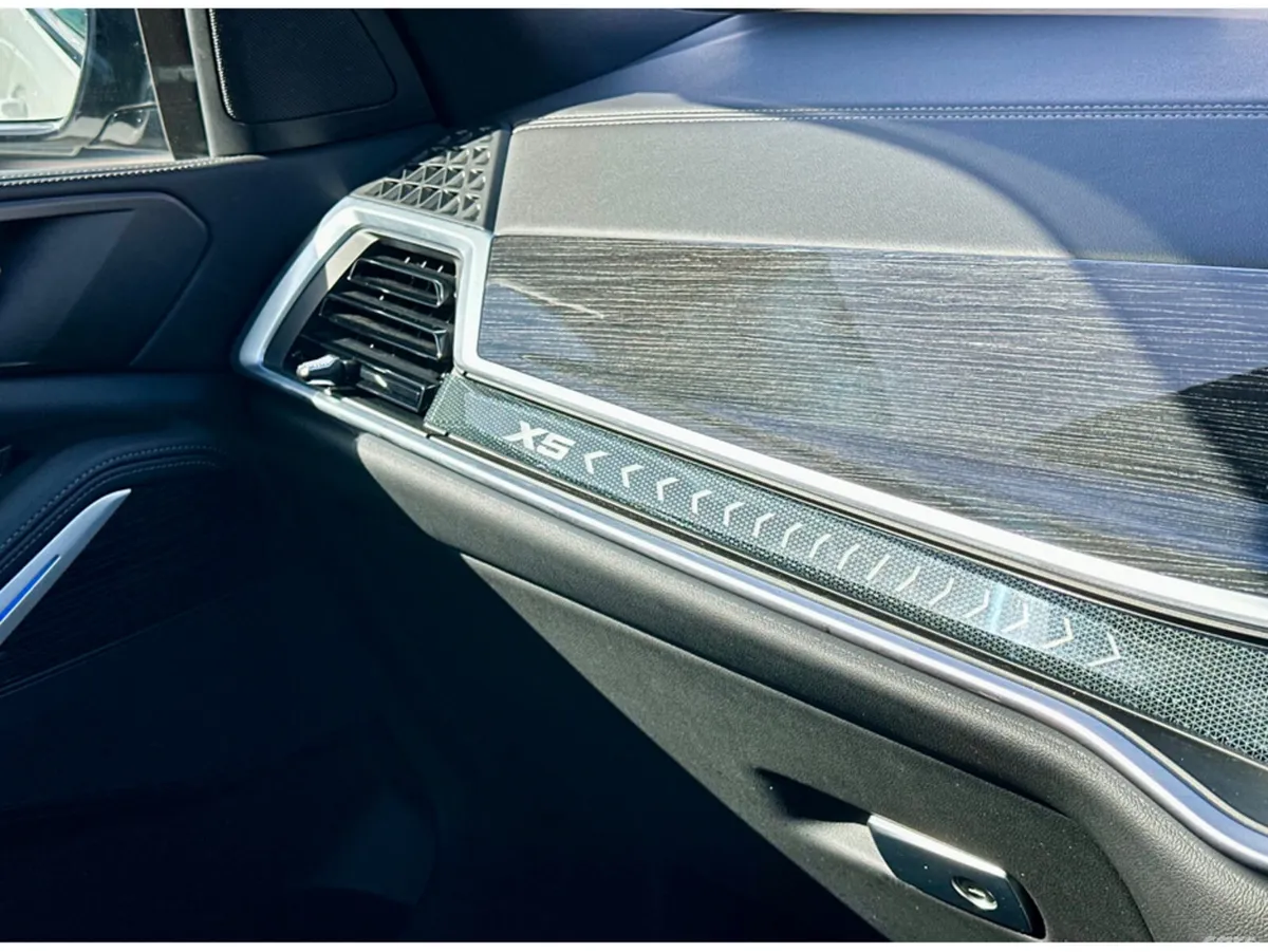 BMW X5 SUV, Petrol Plug-in Hybrid, 2023, White