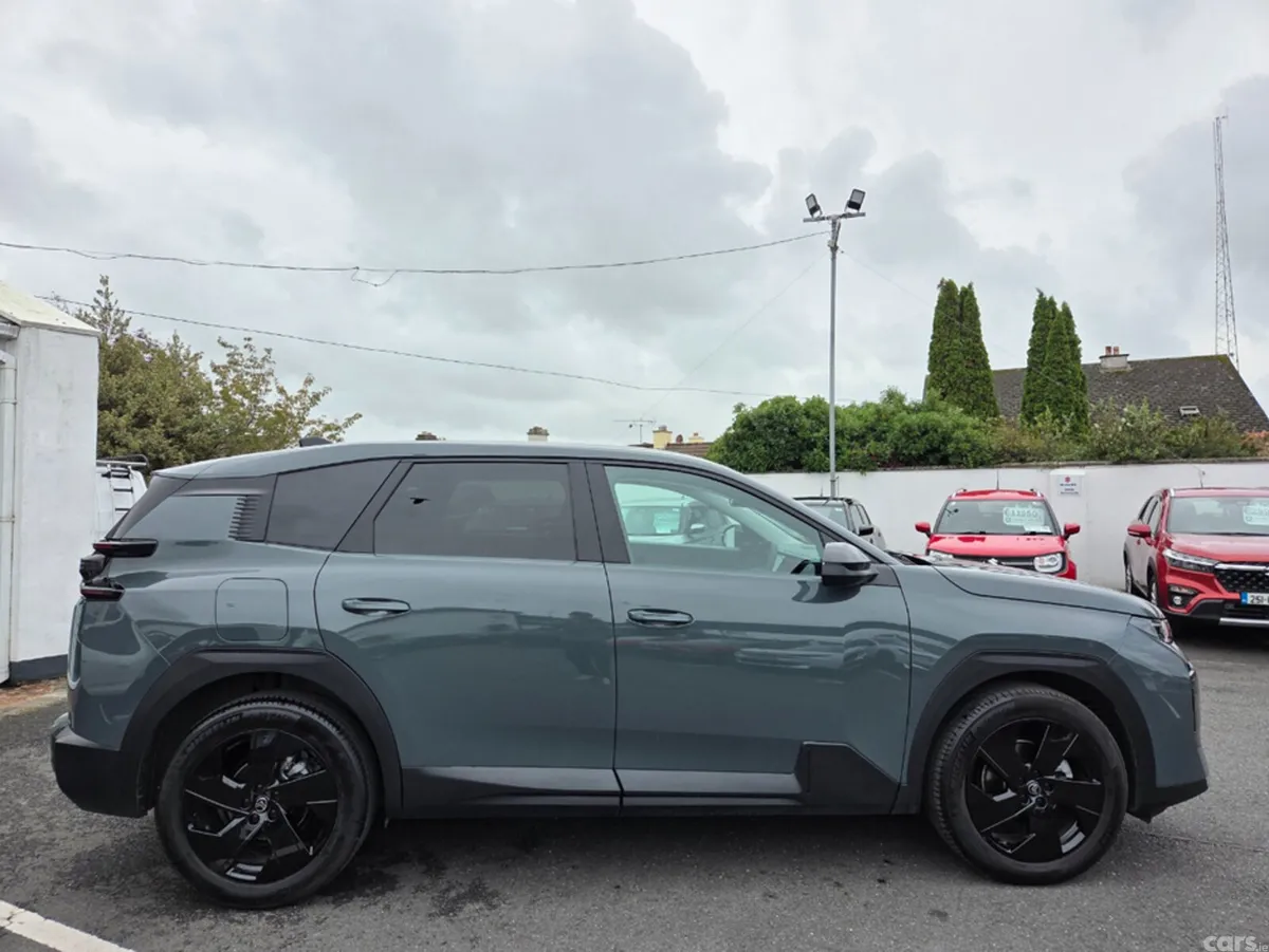 Citroen C5 Aircross MPV, Petrol Hybrid, 2026, Green