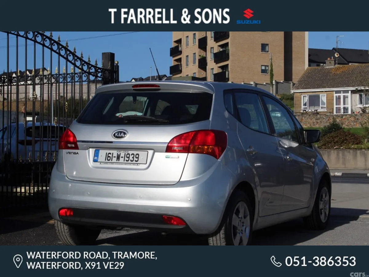 Kia Venga MPV, Petrol, 2016, Silver