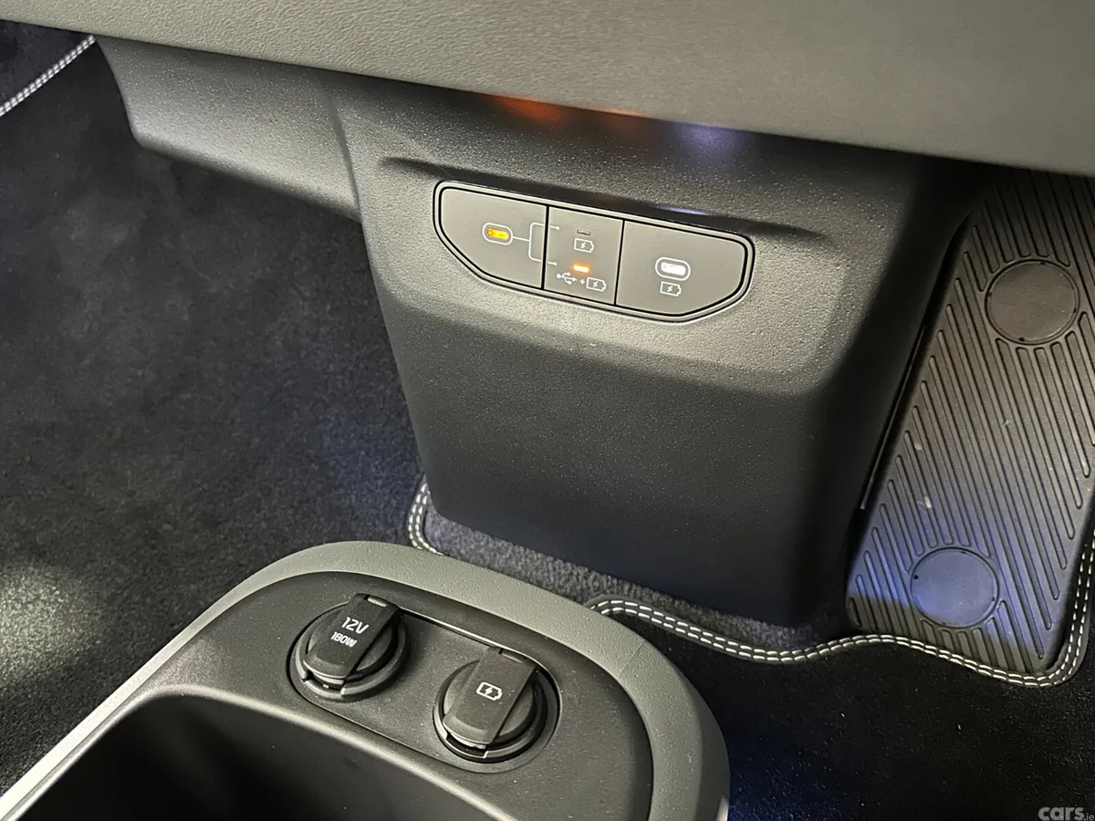 Kia EV6 MPV, Electric, 2026, Blue