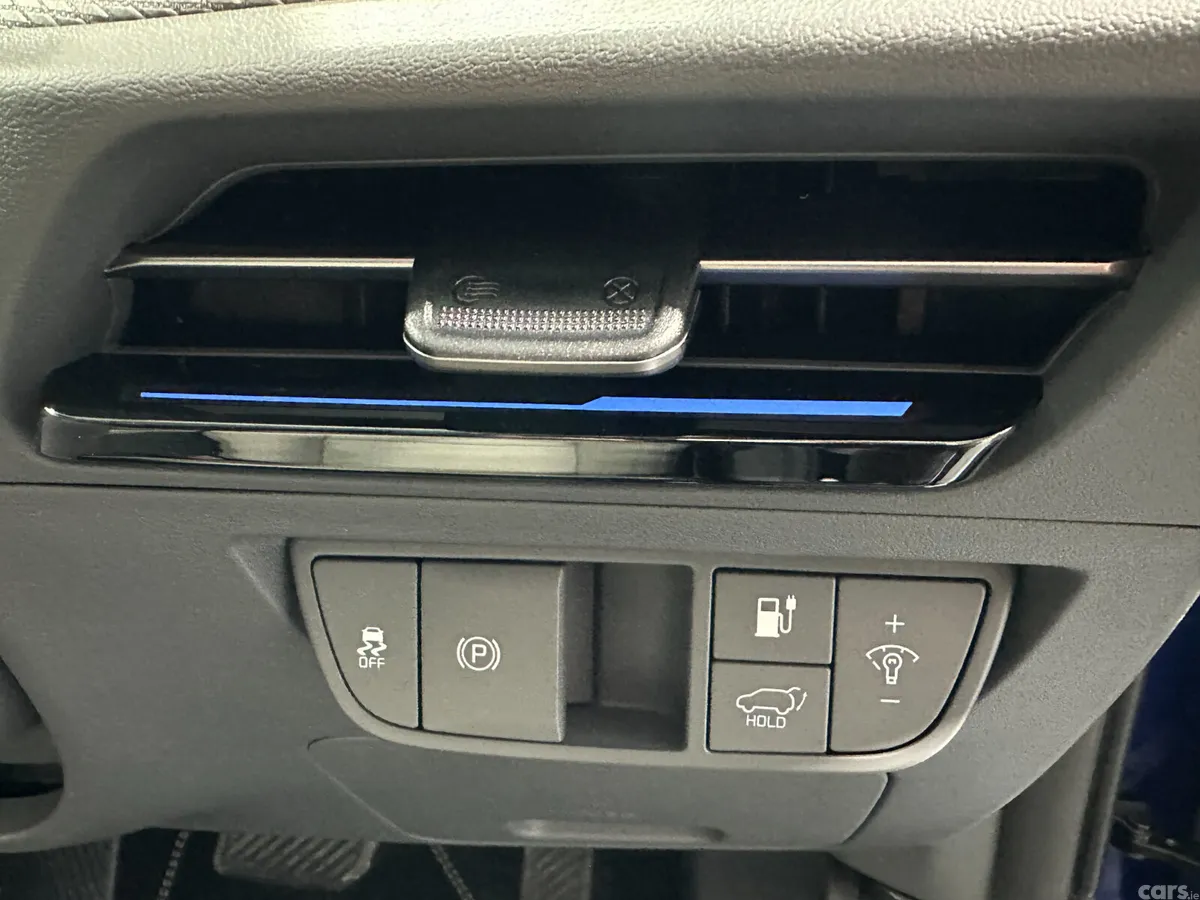Kia EV6 MPV, Electric, 2026, Blue