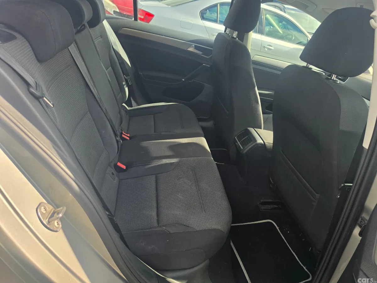 Volkswagen Golf Estate, Diesel, 2016, Silver