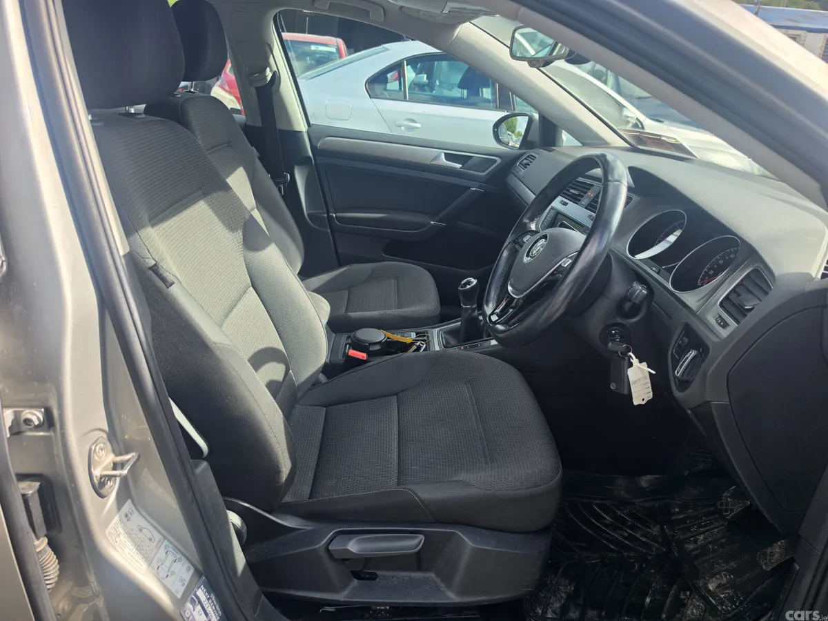 Volkswagen Golf Estate, Diesel, 2016, Silver