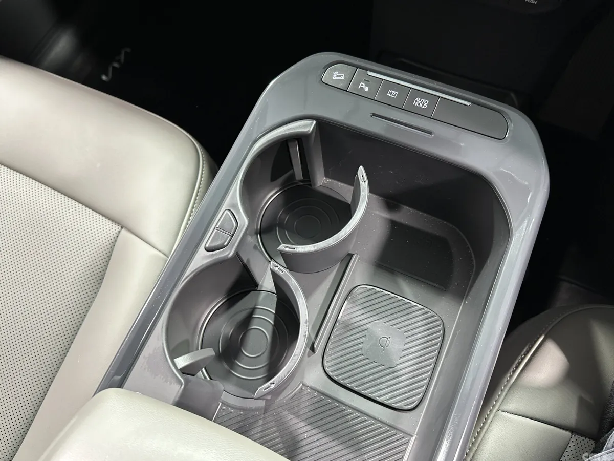 Kia EV5 MPV, Electric, 2026, White