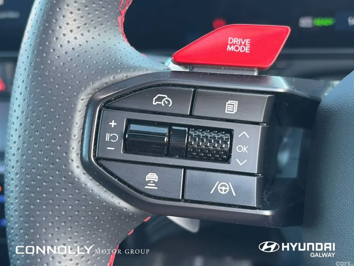 Hyundai IONIQ 5 MPV, Electric, 2025, Red