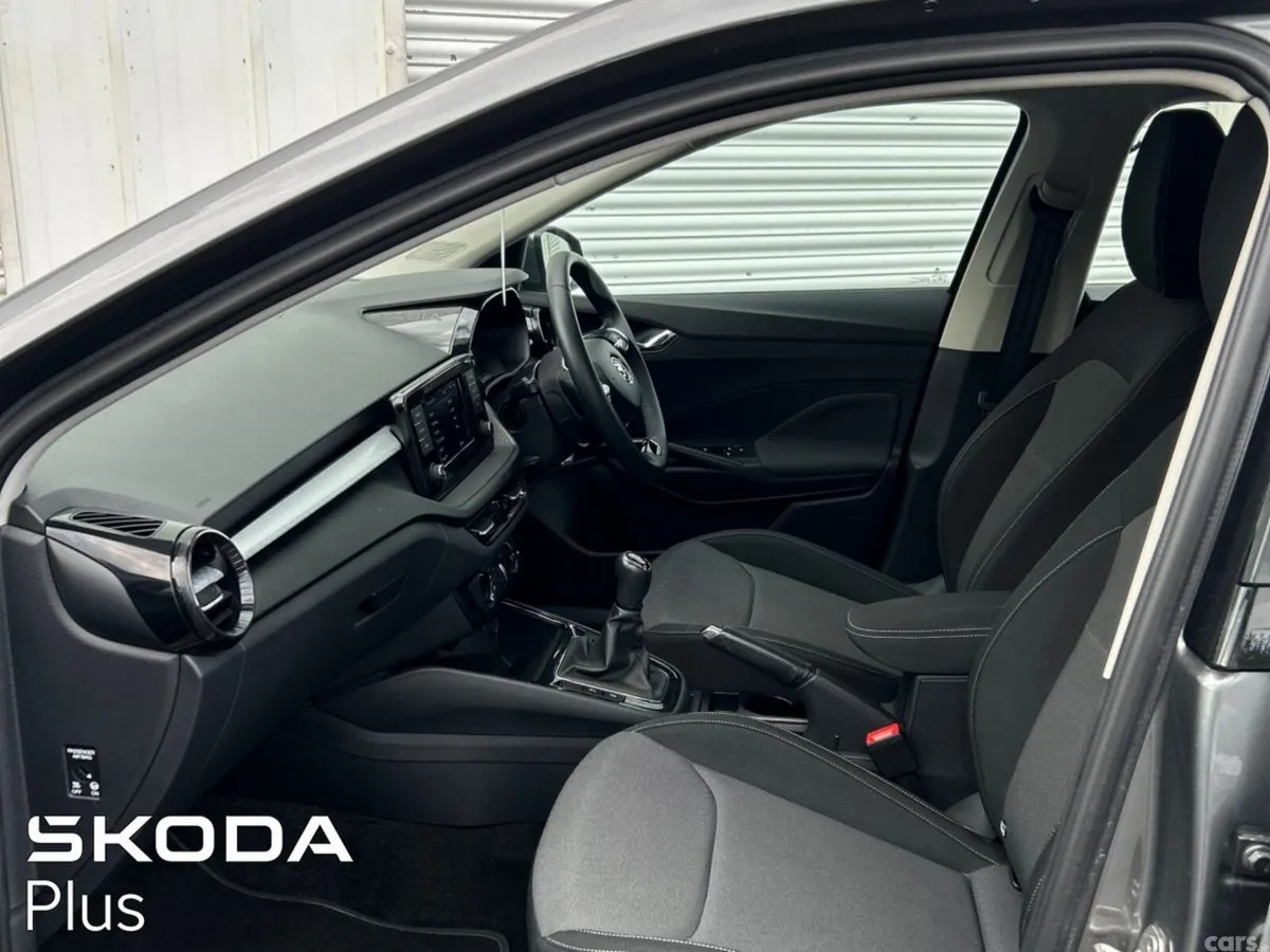 Skoda Fabia Hatchback, Petrol, 2023, Grey