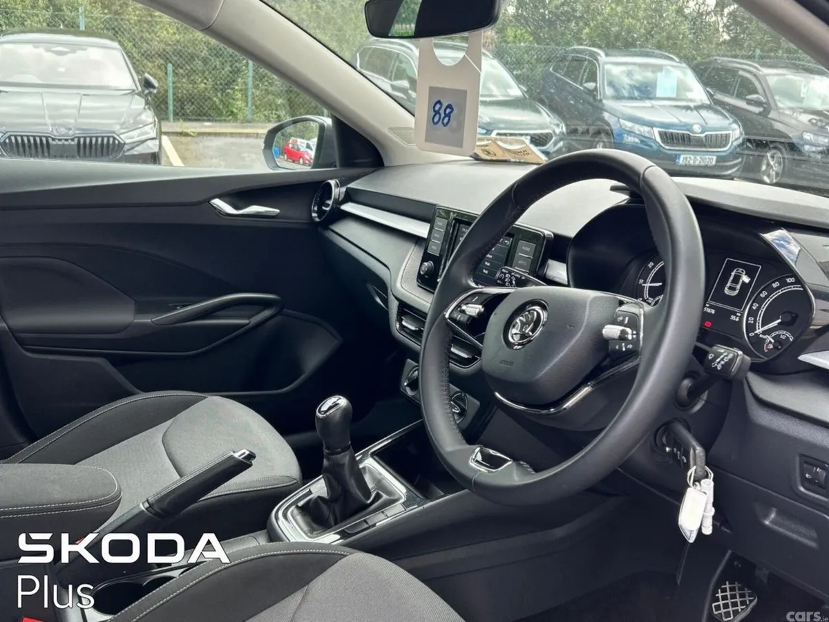 Skoda Fabia Hatchback, Petrol, 2023, Grey