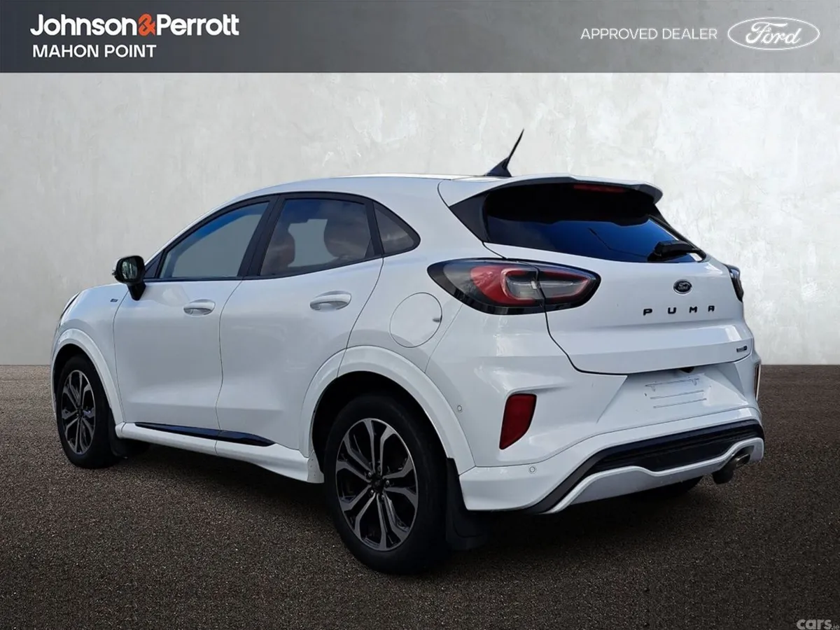 Ford Puma MPV, Petrol Hybrid, 2023, White