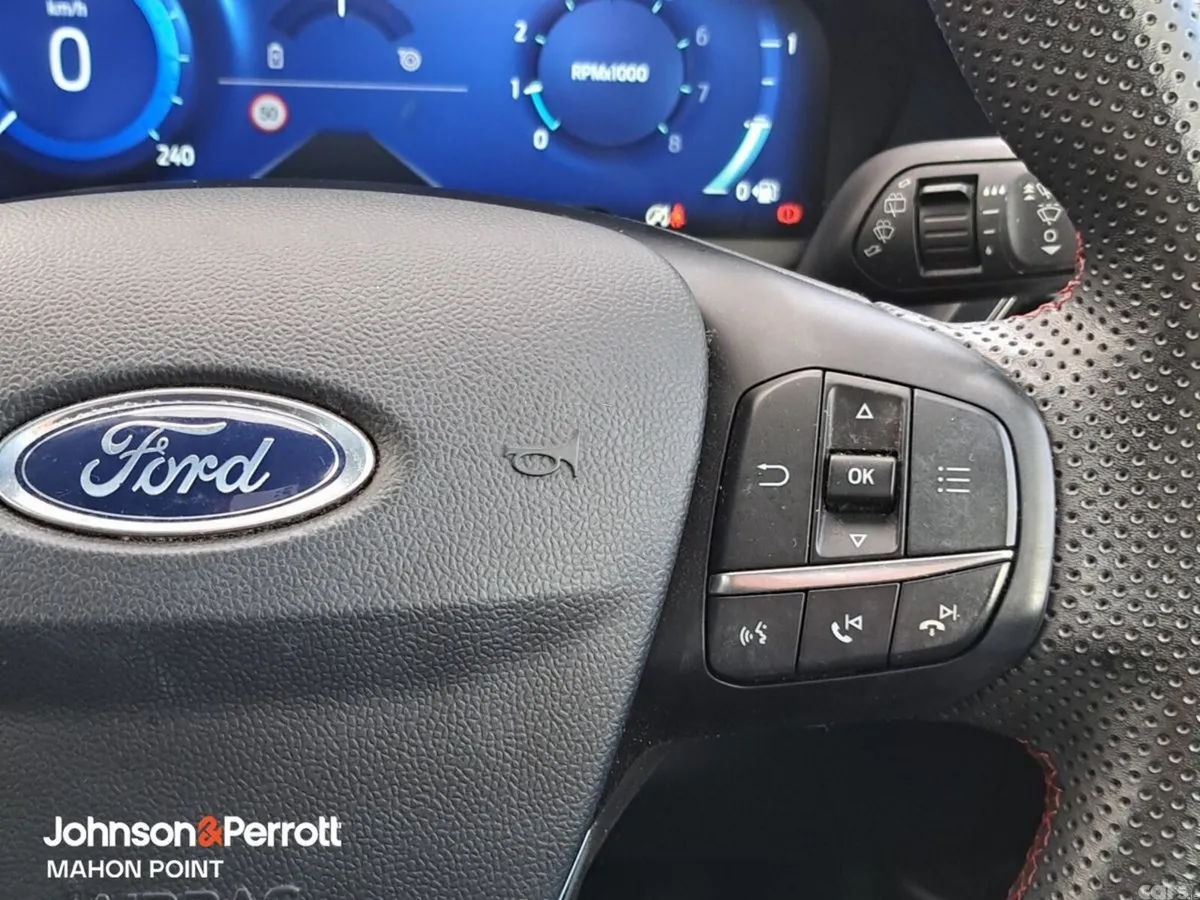 Ford Puma MPV, Petrol Hybrid, 2023, White