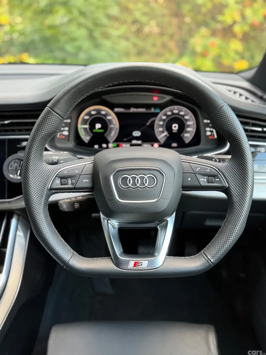 Audi Q7 SUV, Petrol Plug-in Hybrid, 2025, Black