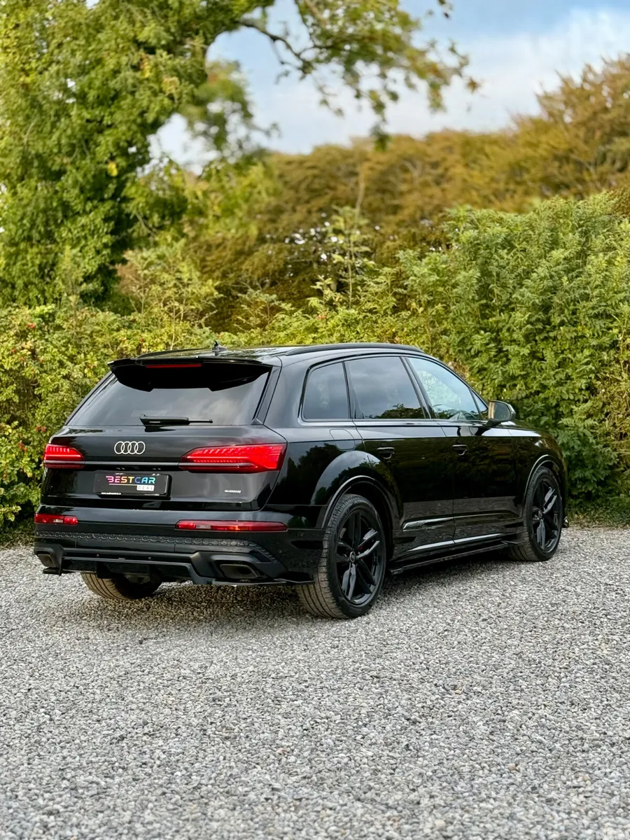 Audi Q7 SUV, Petrol Plug-in Hybrid, 2025, Black