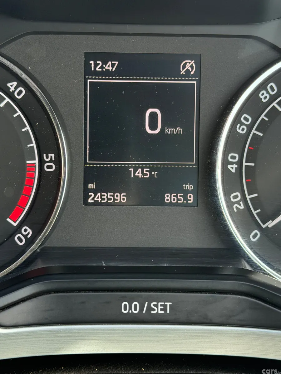 Skoda Superb Estate, Diesel, 2017, Green