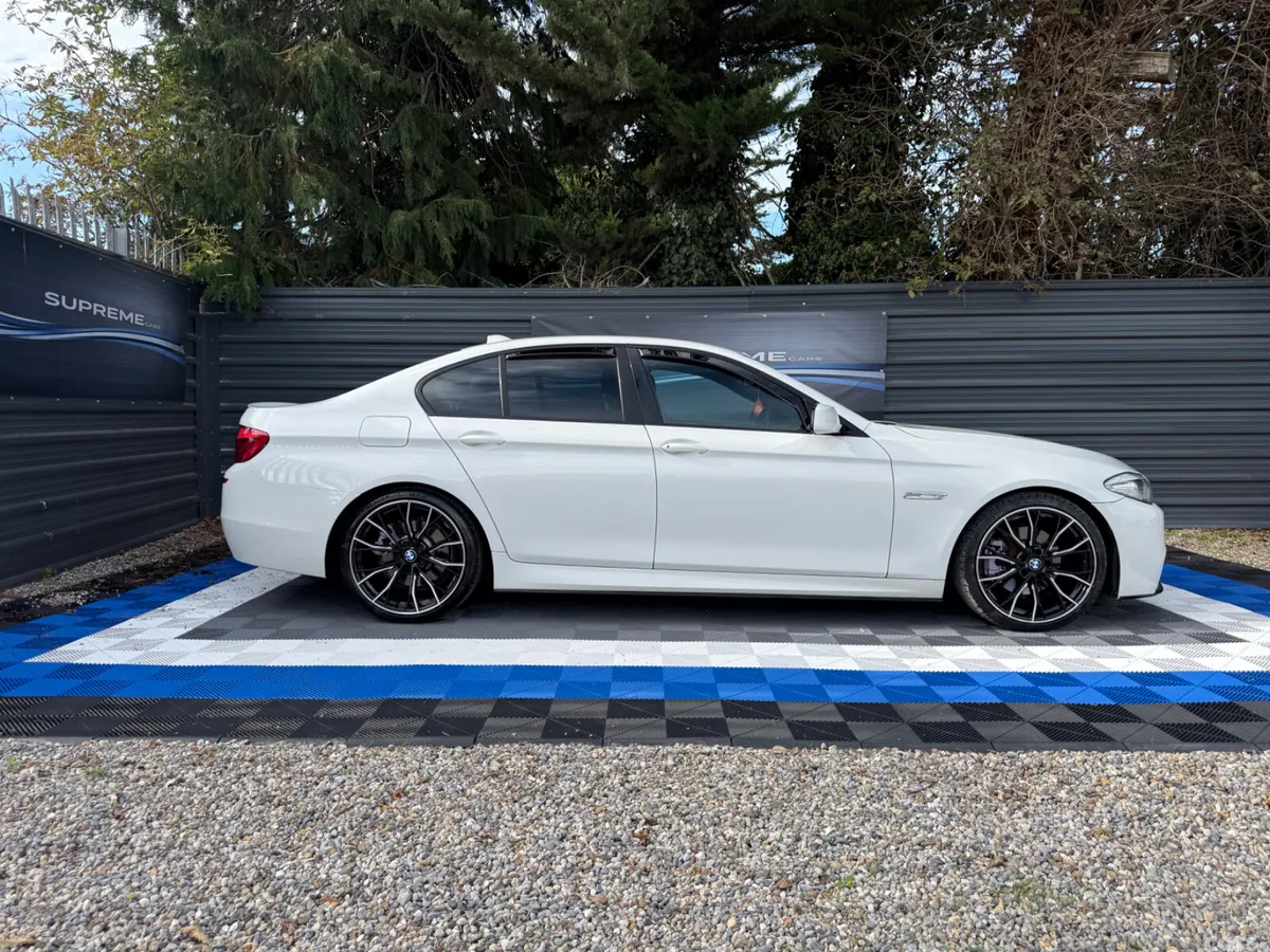 BMW 5-Series Saloon, Diesel, 2012, White