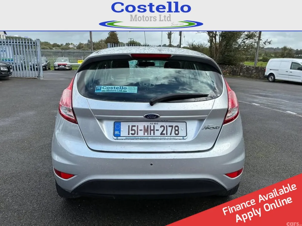 Ford Fiesta Hatchback, Petrol, 2015, Silver