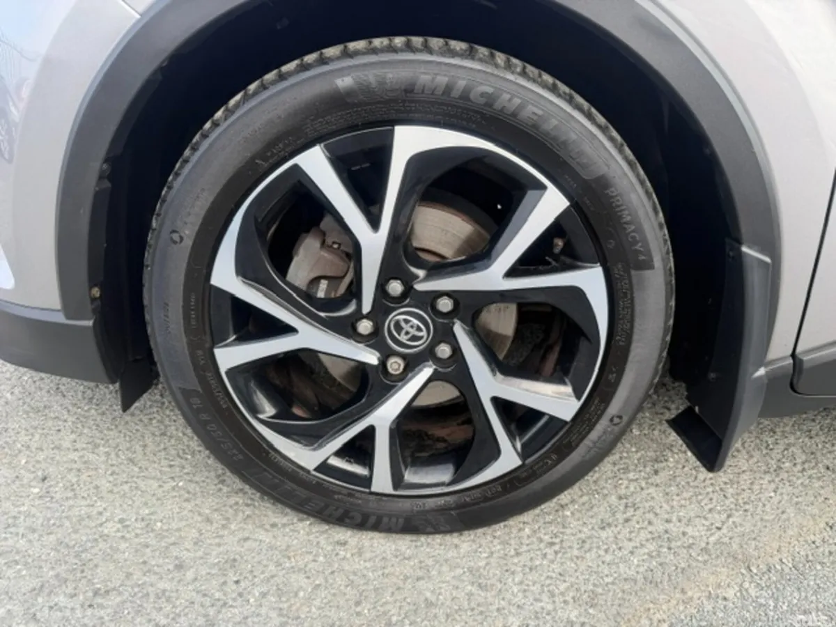 Toyota C-HR Hatchback, Petrol Hybrid, 2019, Grey