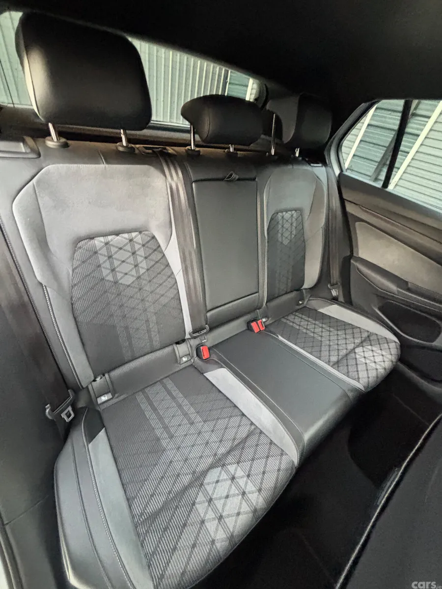 Volkswagen Golf Estate, Petrol, 2023, Grey