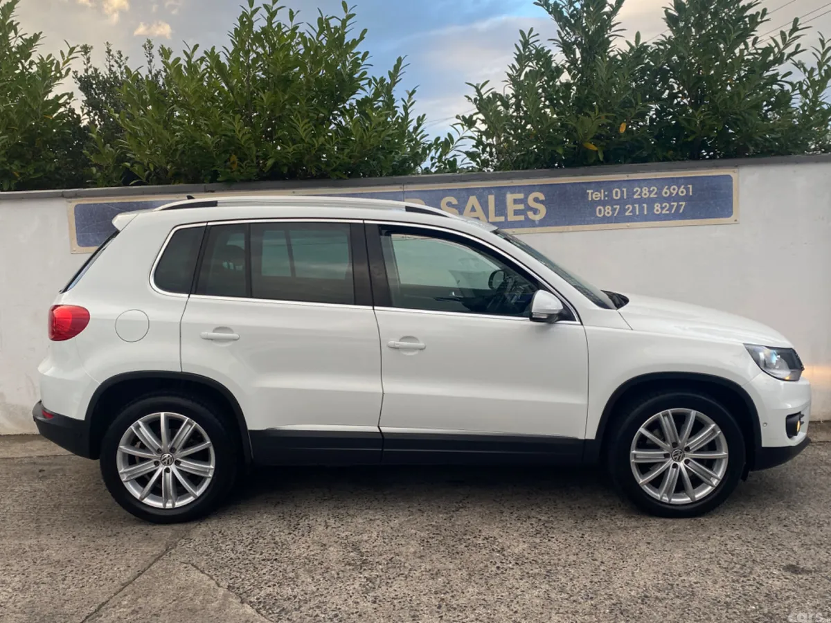 Volkswagen Tiguan SUV, Diesel, 2016, White