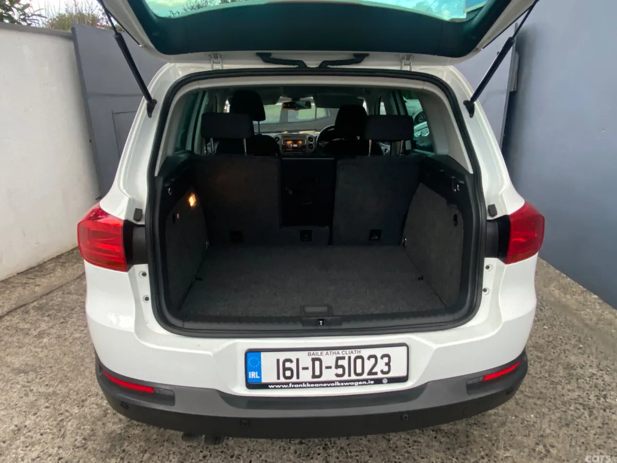 Volkswagen Tiguan SUV, Diesel, 2016, White