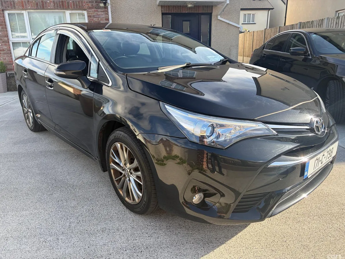 Toyota Avensis Saloon, Petrol, 2017, Black