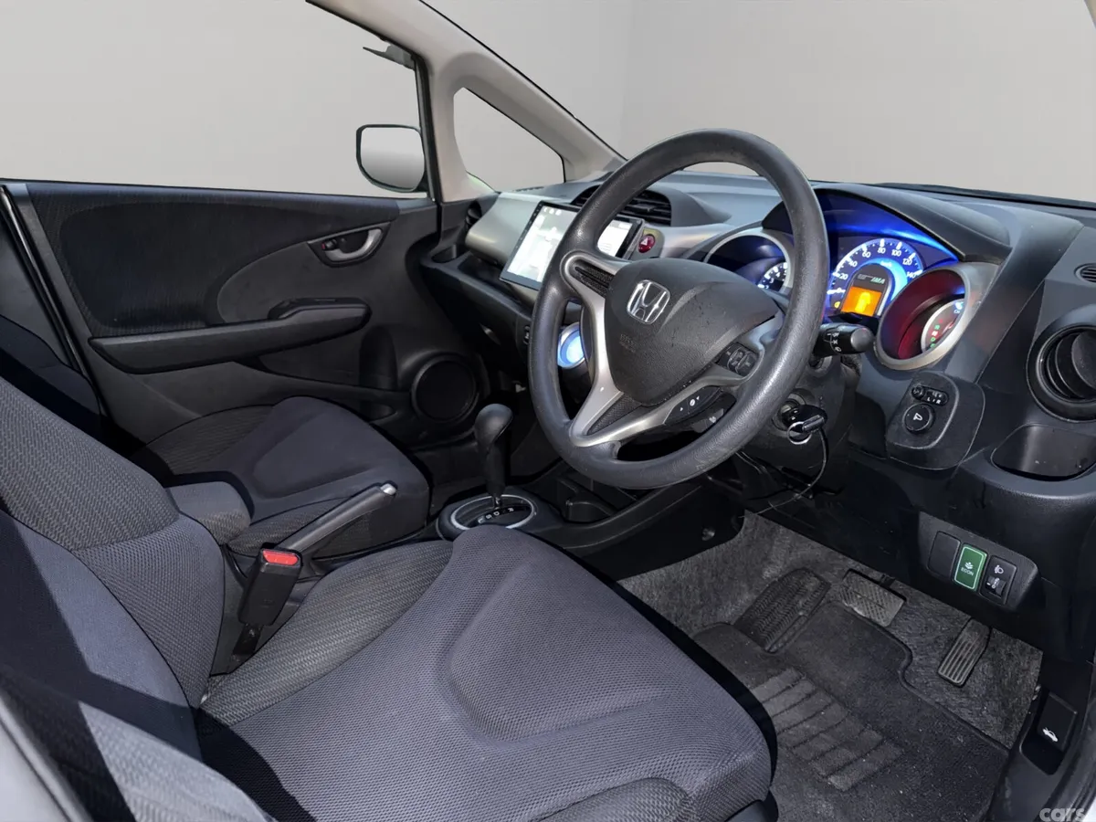 Honda Fit Hatchback, Petrol Hybrid, 2011, Silver