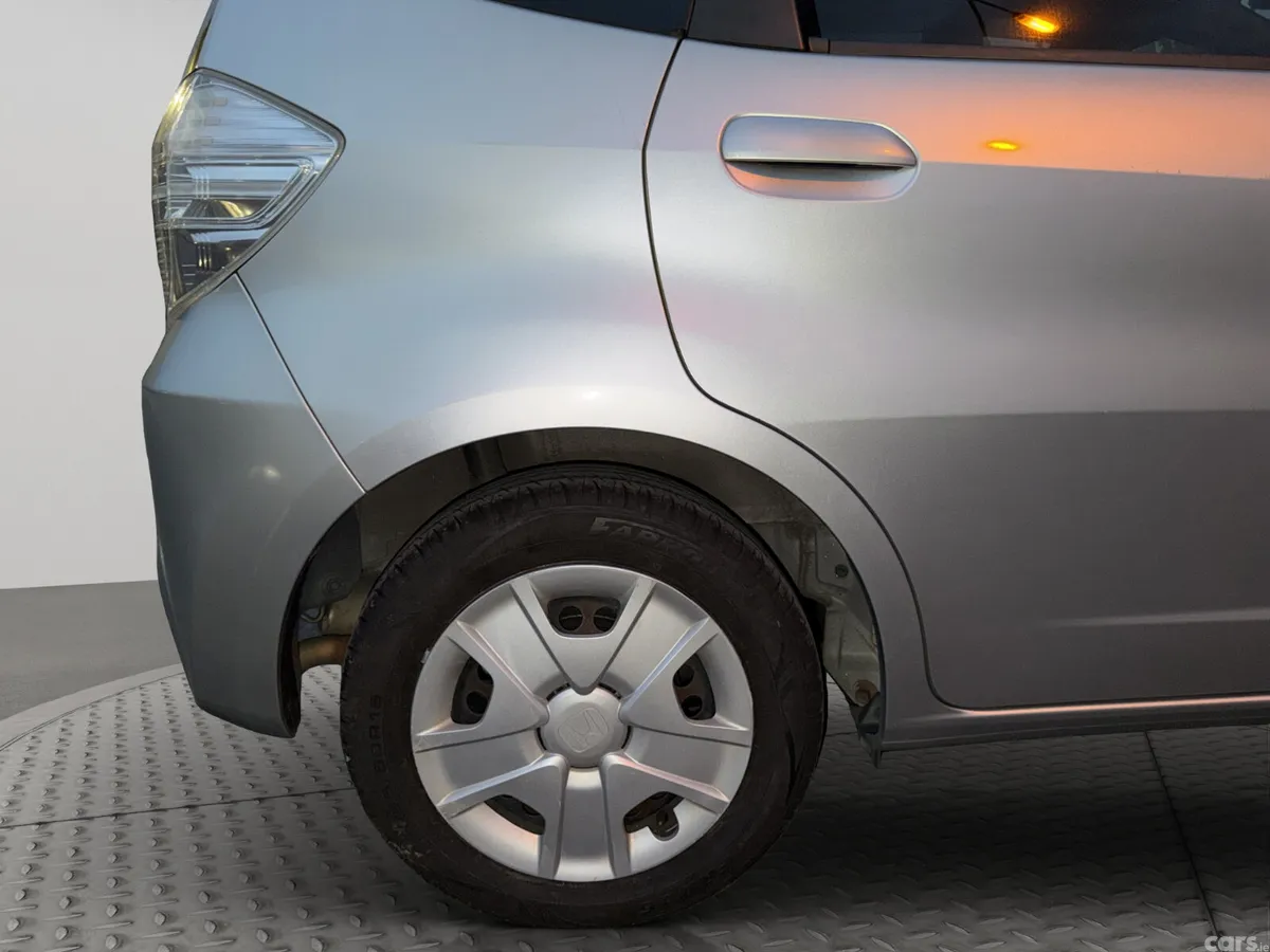 Honda Fit Hatchback, Petrol Hybrid, 2011, Silver