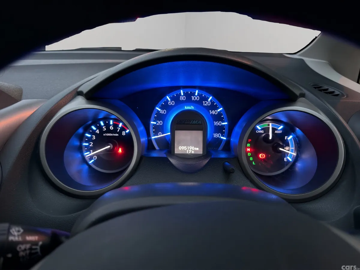 Honda Fit Hatchback, Petrol Hybrid, 2011, Silver