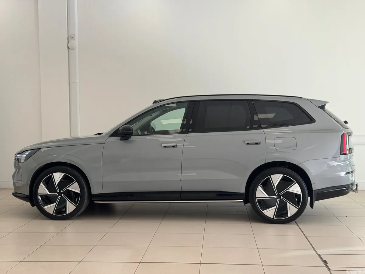 Volvo EX90 MPV, Electric, 2025, Grey