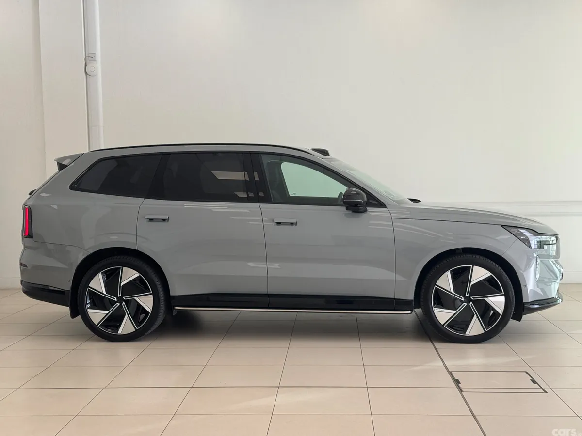 Volvo EX90 MPV, Electric, 2025, Grey