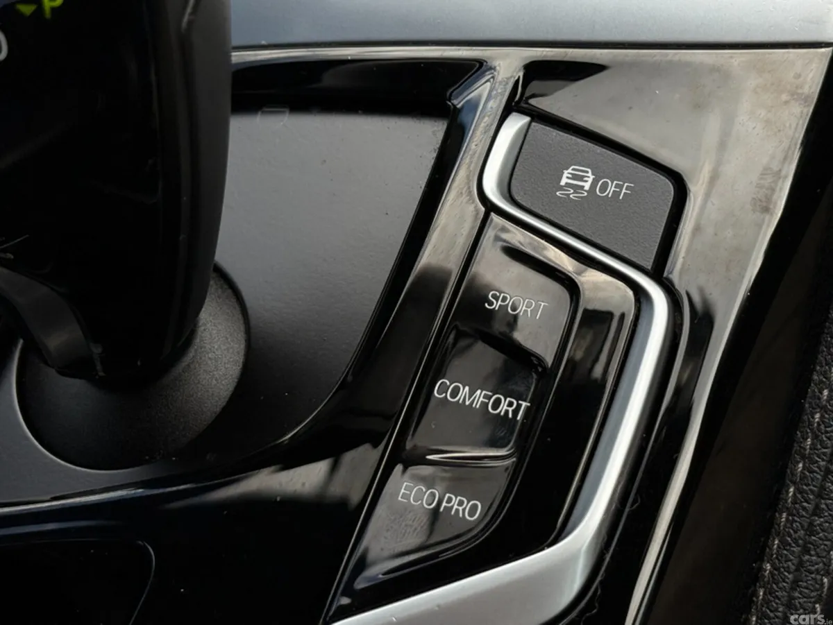 BMW 5-Series Saloon, Diesel, 2017, White