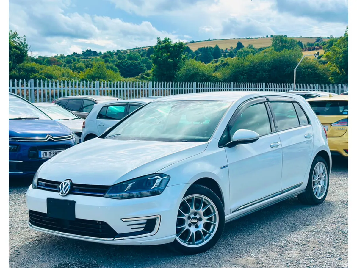 Volkswagen Golf Hatchback, Petrol Plug-in Hybrid, 2015, White