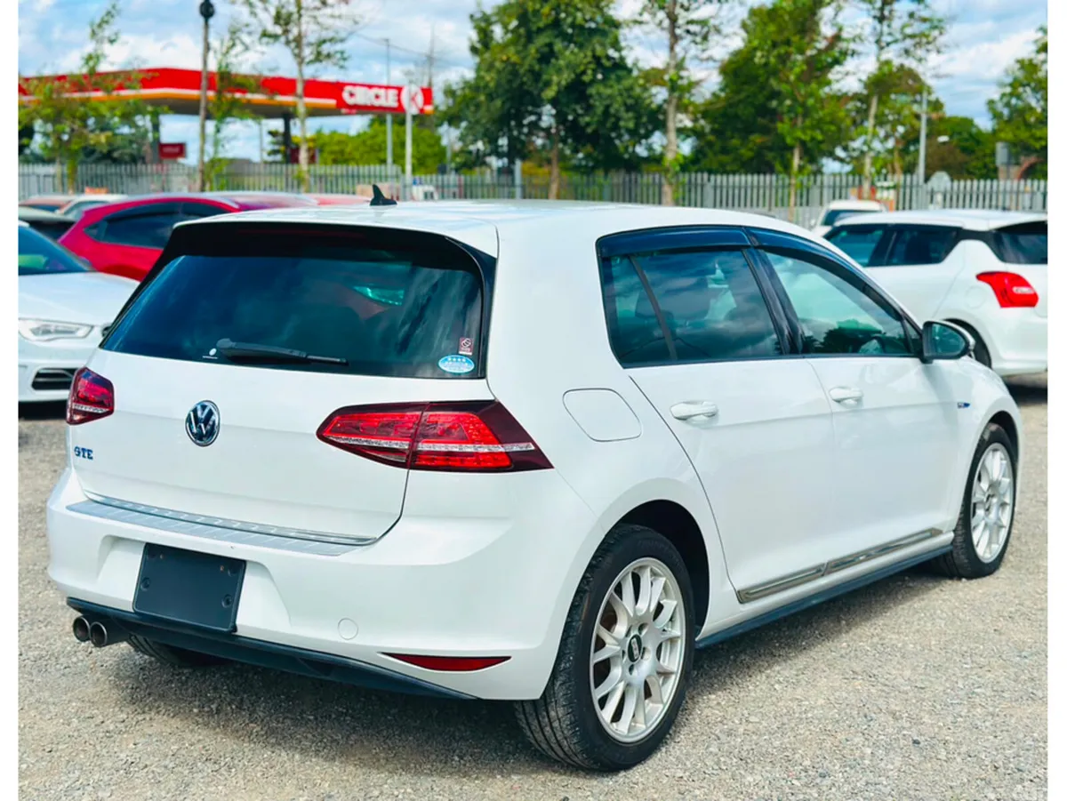 Volkswagen Golf Hatchback, Petrol Plug-in Hybrid, 2015, White