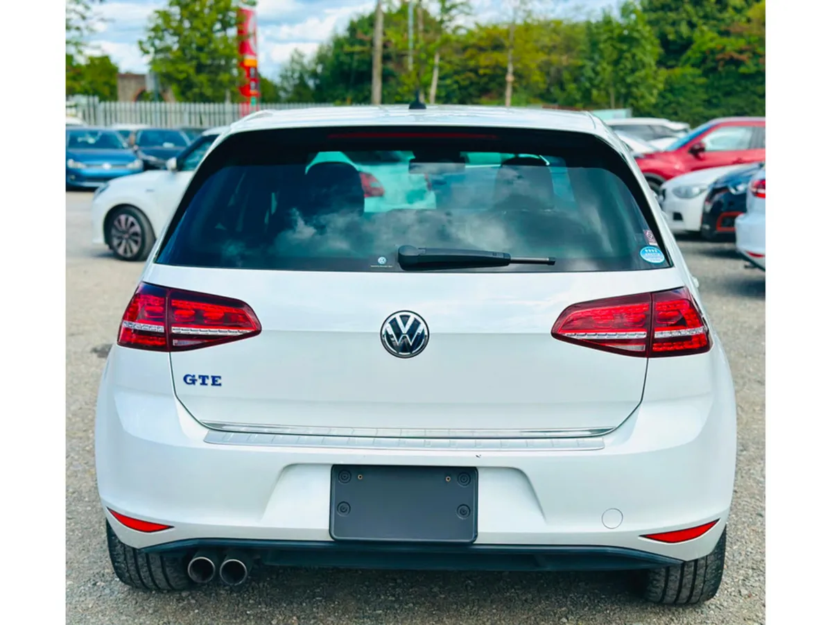 Volkswagen Golf Hatchback, Petrol Plug-in Hybrid, 2015, White
