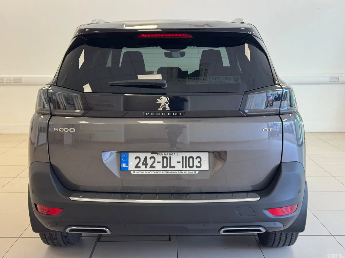 Peugeot 5008 MPV, Petrol Hybrid, 2024, Grey