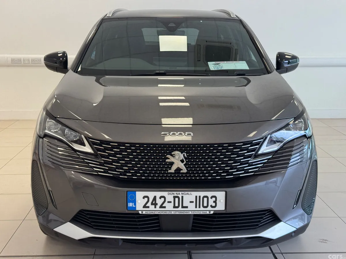 Peugeot 5008 MPV, Petrol Hybrid, 2024, Grey