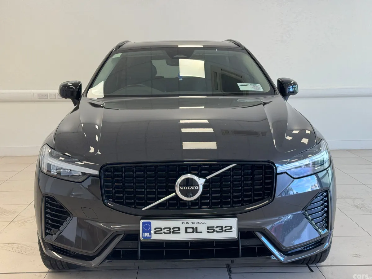 Volvo XC60 SUV, Petrol Plug-in Hybrid, 2023, Grey