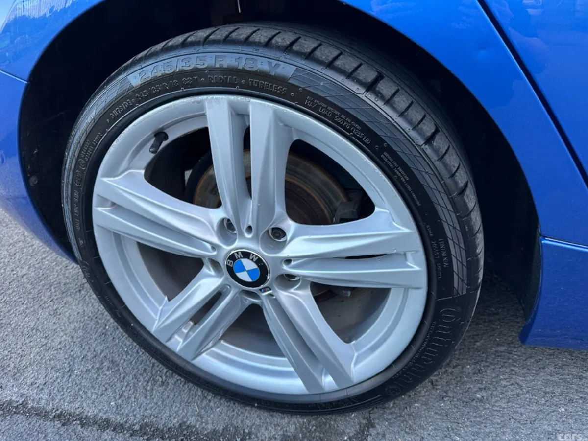 BMW 1-Series Hatchback, Petrol, 2014, Blue