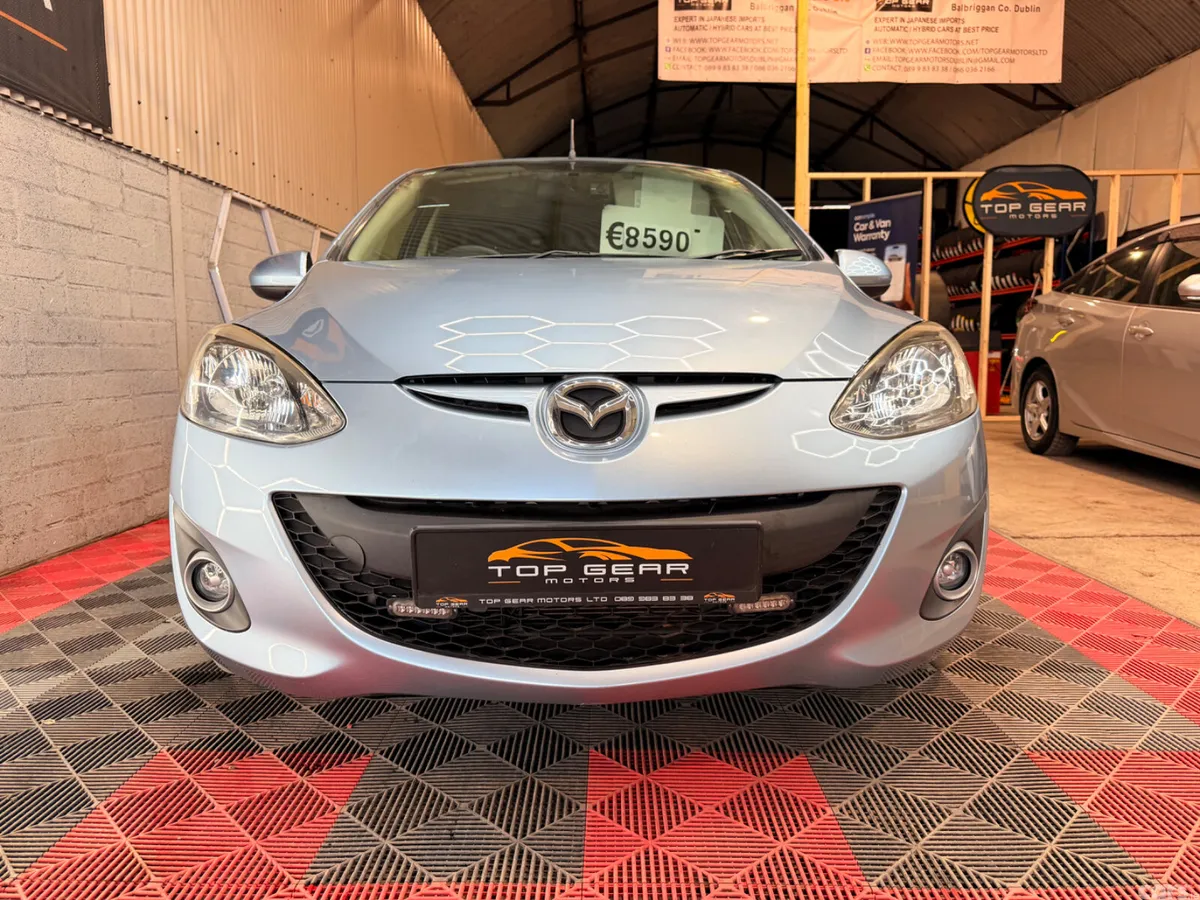 Mazda Demio Hatchback, Petrol, 2013, Blue