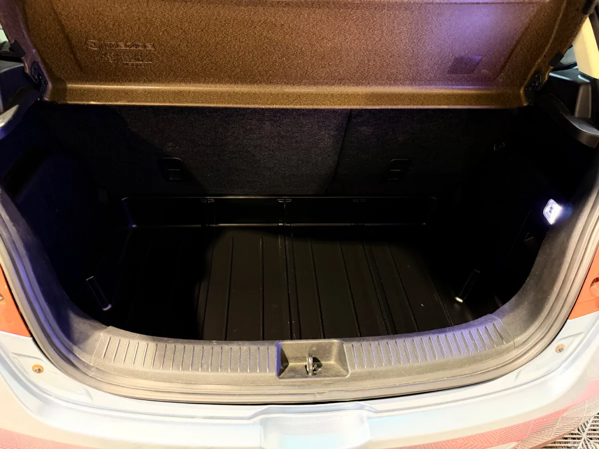 Mazda Demio Hatchback, Petrol, 2013, Blue