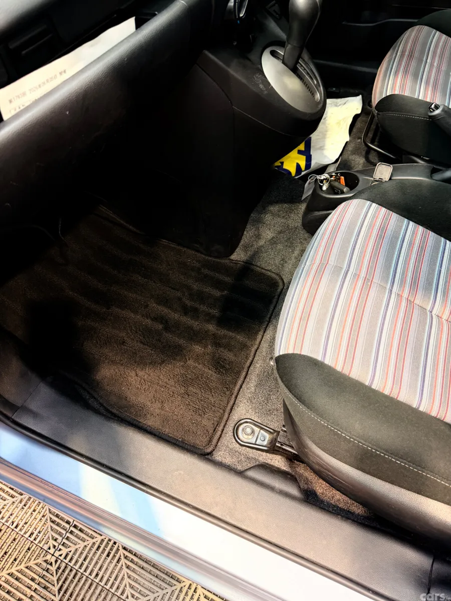 Mazda Demio Hatchback, Petrol, 2013, Blue