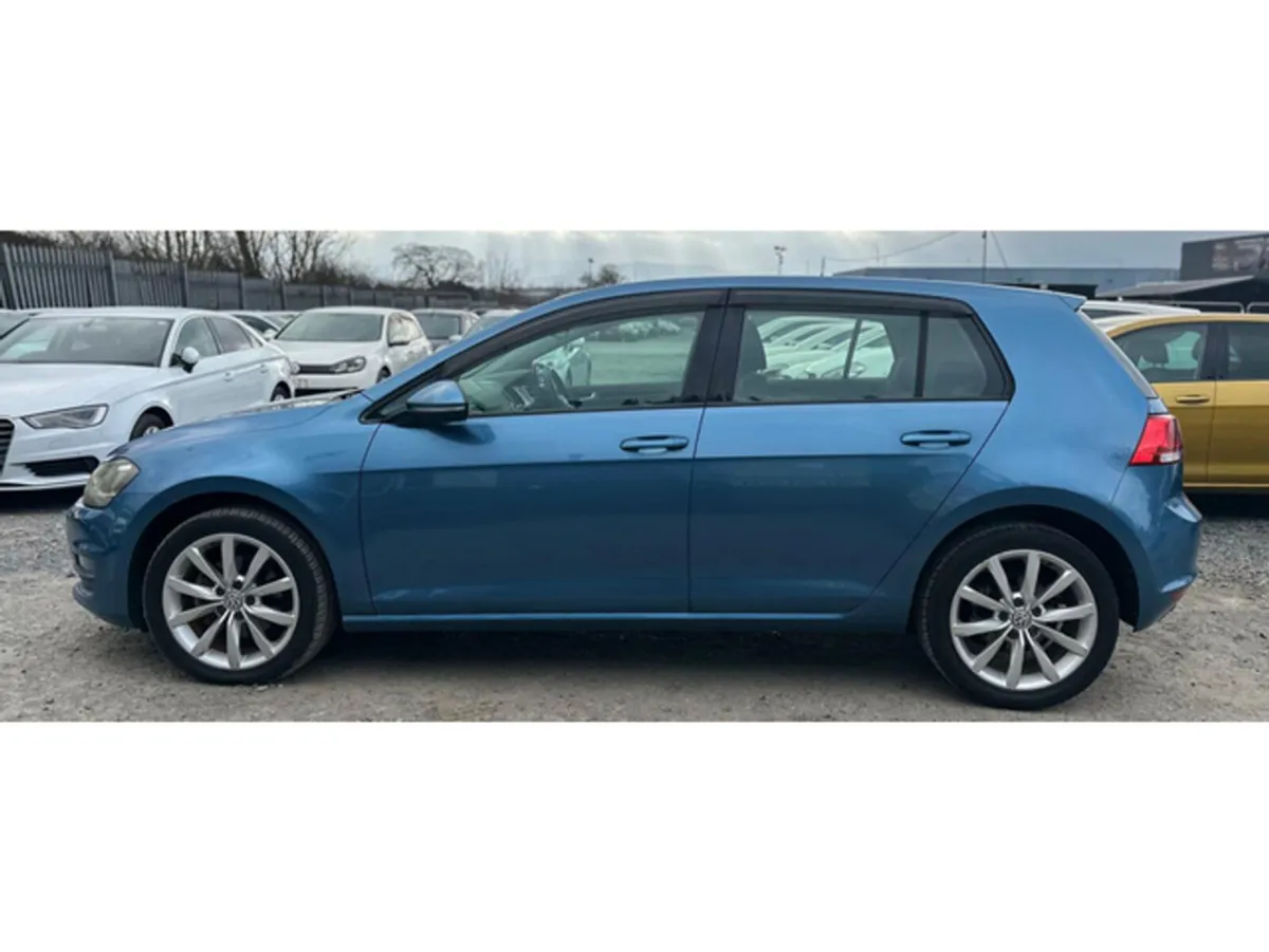 Volkswagen Golf Hatchback, Petrol, 2013, Blue