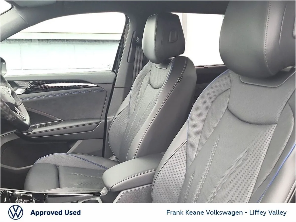 Volkswagen Tayron SUV, Petrol Plug-in Hybrid, 2027, Black