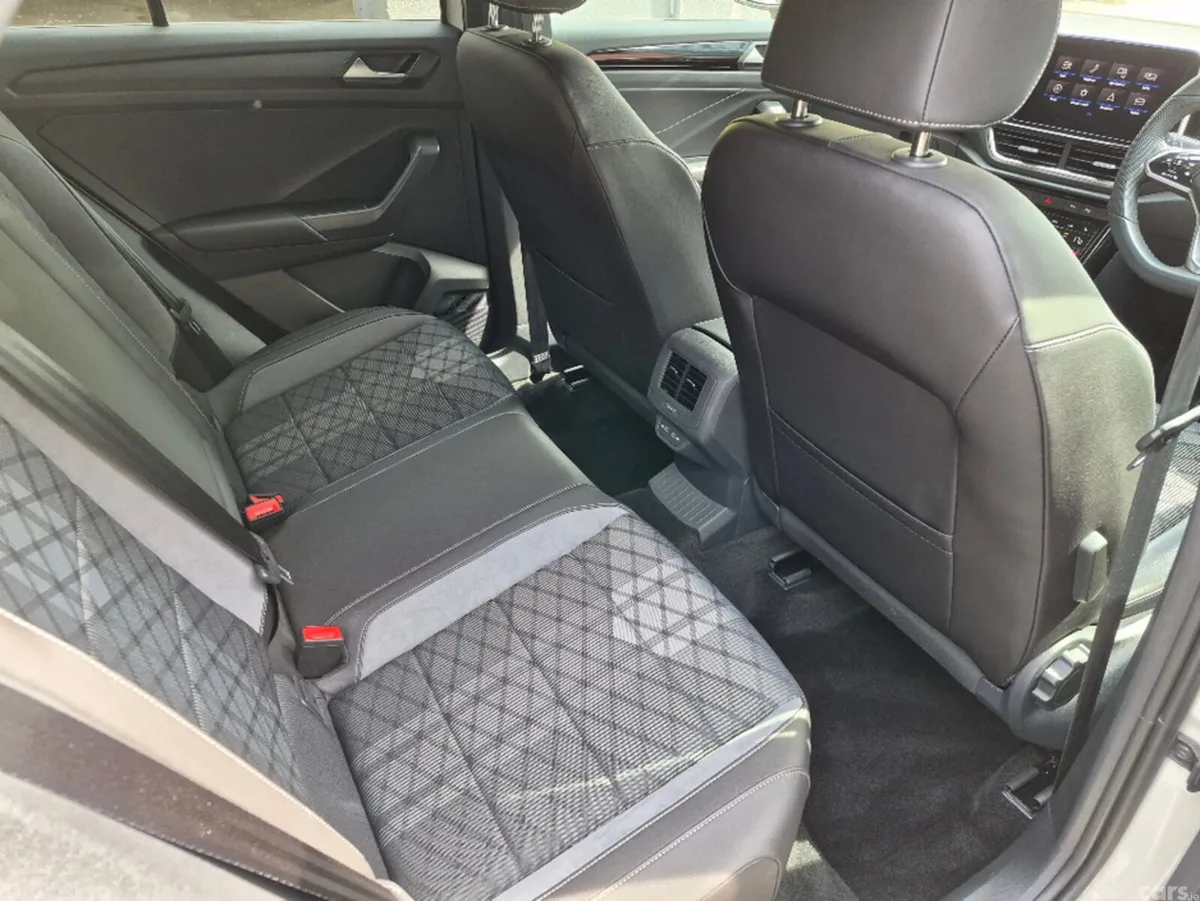 Volkswagen T-Roc SUV, Diesel, 2023, Grey