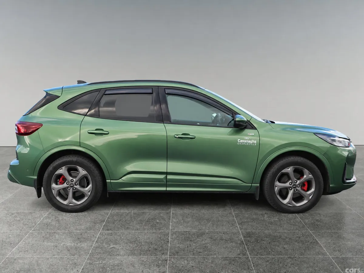 Ford Kuga SUV, Petrol Plug-in Hybrid, 2024, Green
