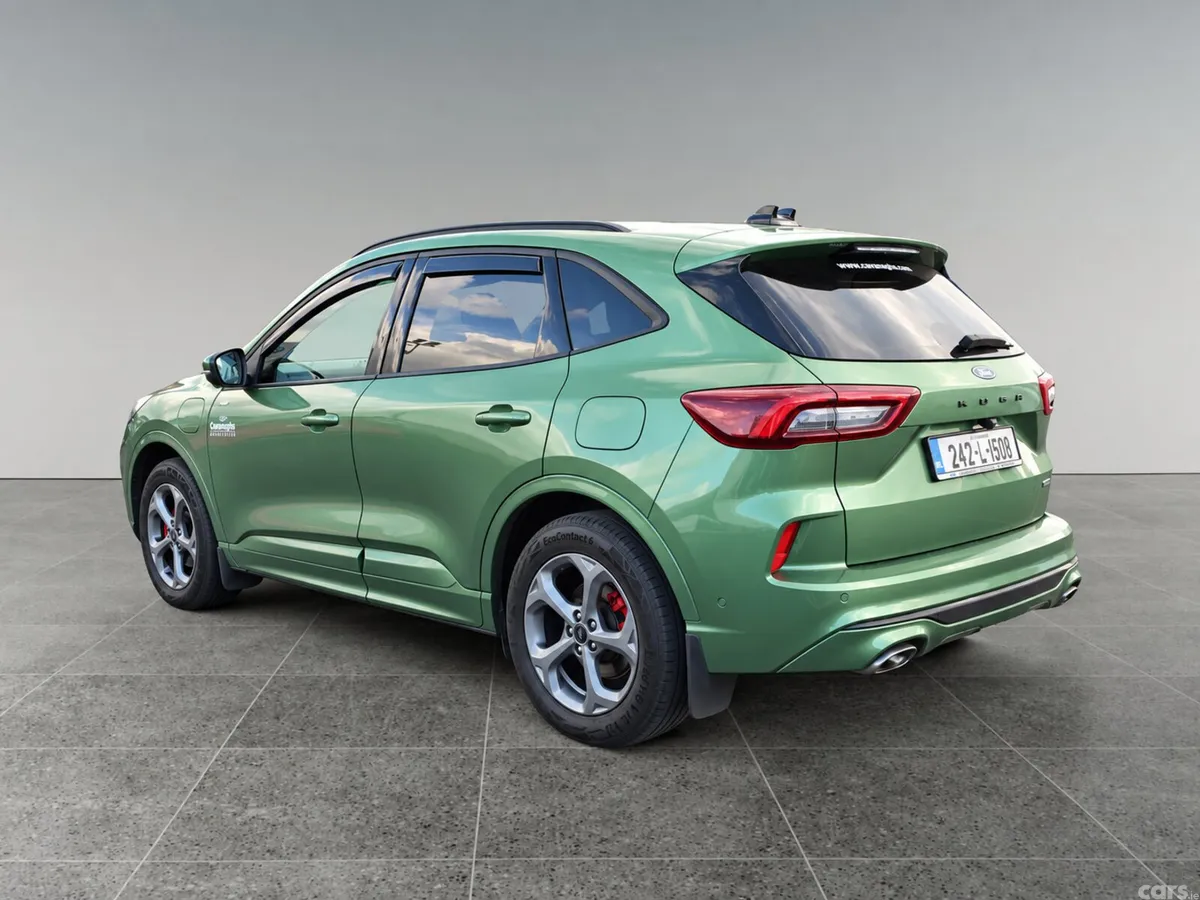 Ford Kuga SUV, Petrol Plug-in Hybrid, 2024, Green
