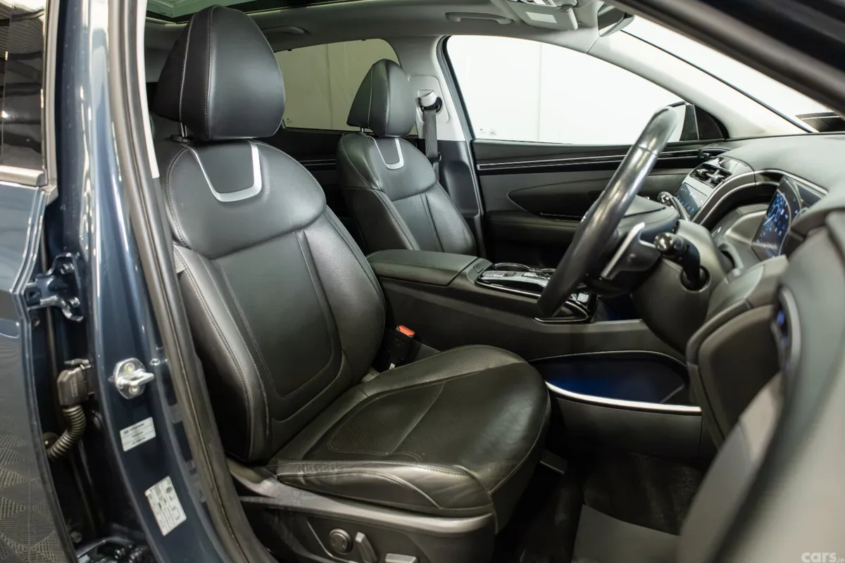Hyundai Tucson SUV, Petrol Plug-in Hybrid, 2023, Blue