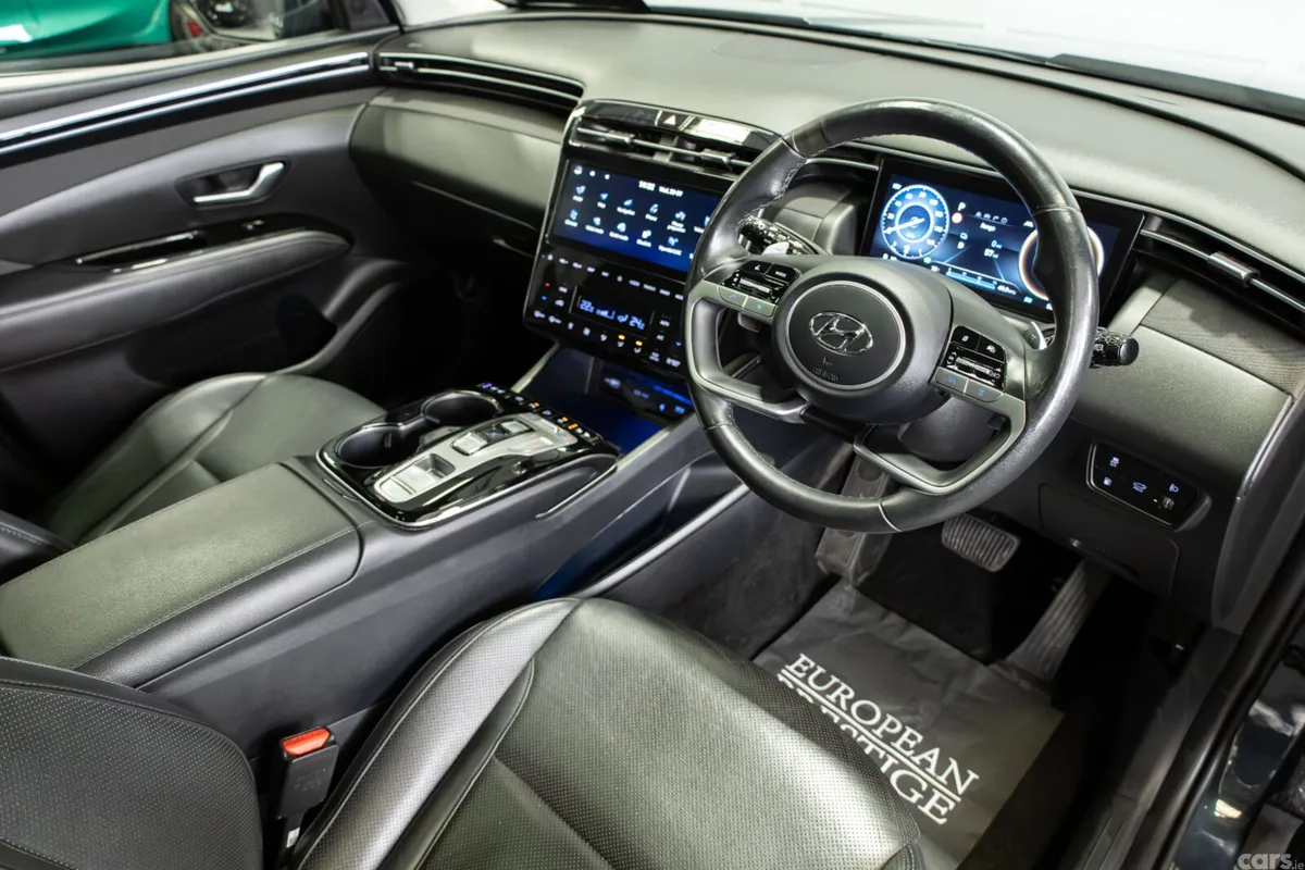 Hyundai Tucson SUV, Petrol Plug-in Hybrid, 2023, Blue