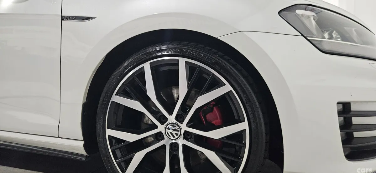 Volkswagen Golf Hatchback, Diesel, 2016, White