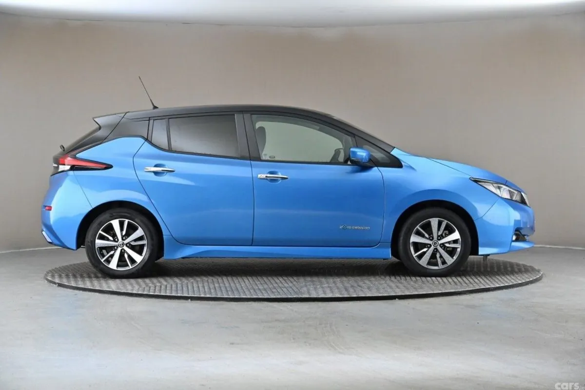 Nissan Leaf Hatchback, Electric, 2020, Blue
