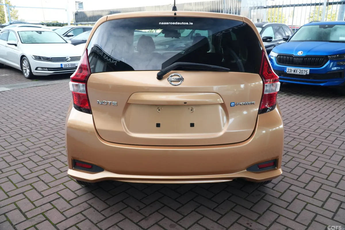 Nissan Note Hatchback, Petrol, 2017, Gold