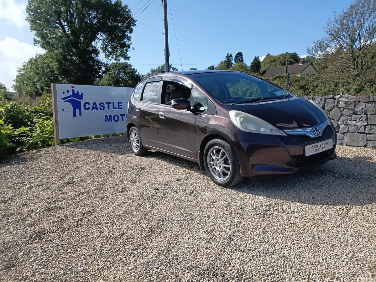 Honda Fit Hatchback, Petrol Hybrid, 2012, Red